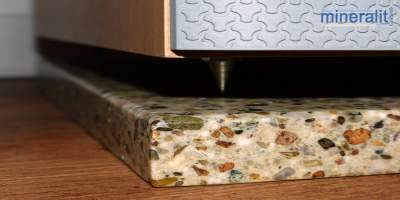 Lautsprecherunterlagen aus mineralit