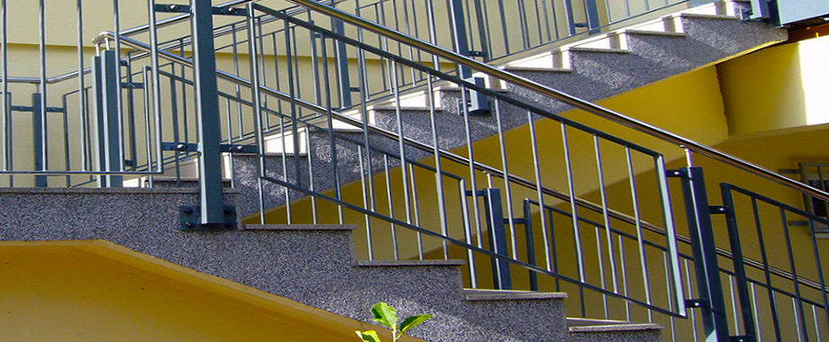 Sanierungssystem mit mineralit Treppenbelag 