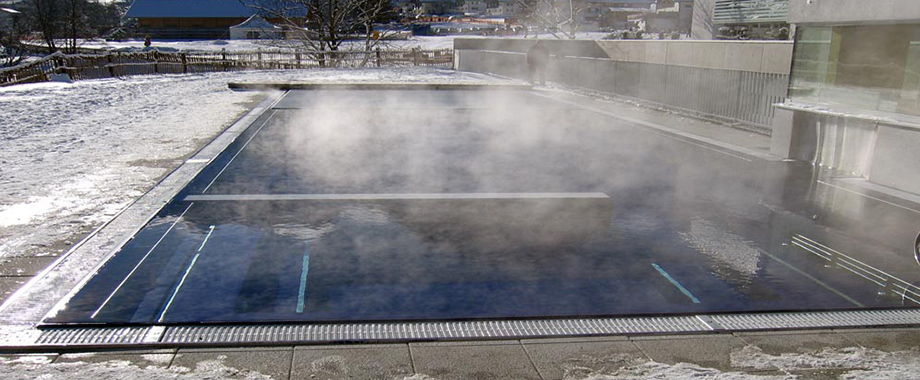 beheizbare Schwimmbecken und Whirlpools